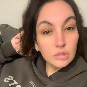 Meet your Posher, Melanie